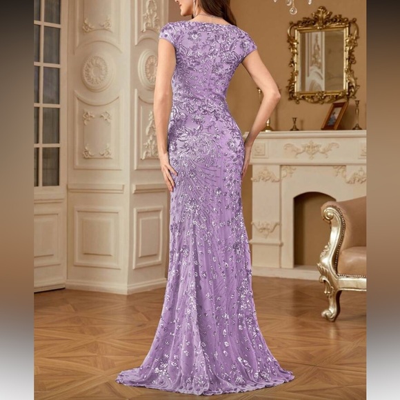 Elegant Purple Evening Gown - Picture 2 of 6
